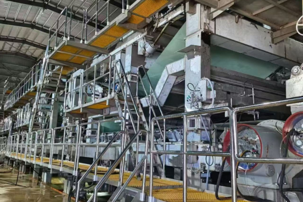 Zejiang engineers on-site during a coated white-board paper machine installation