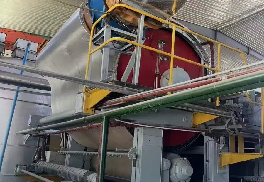 Paper machine decision matrix matching former type to target grade and capacity