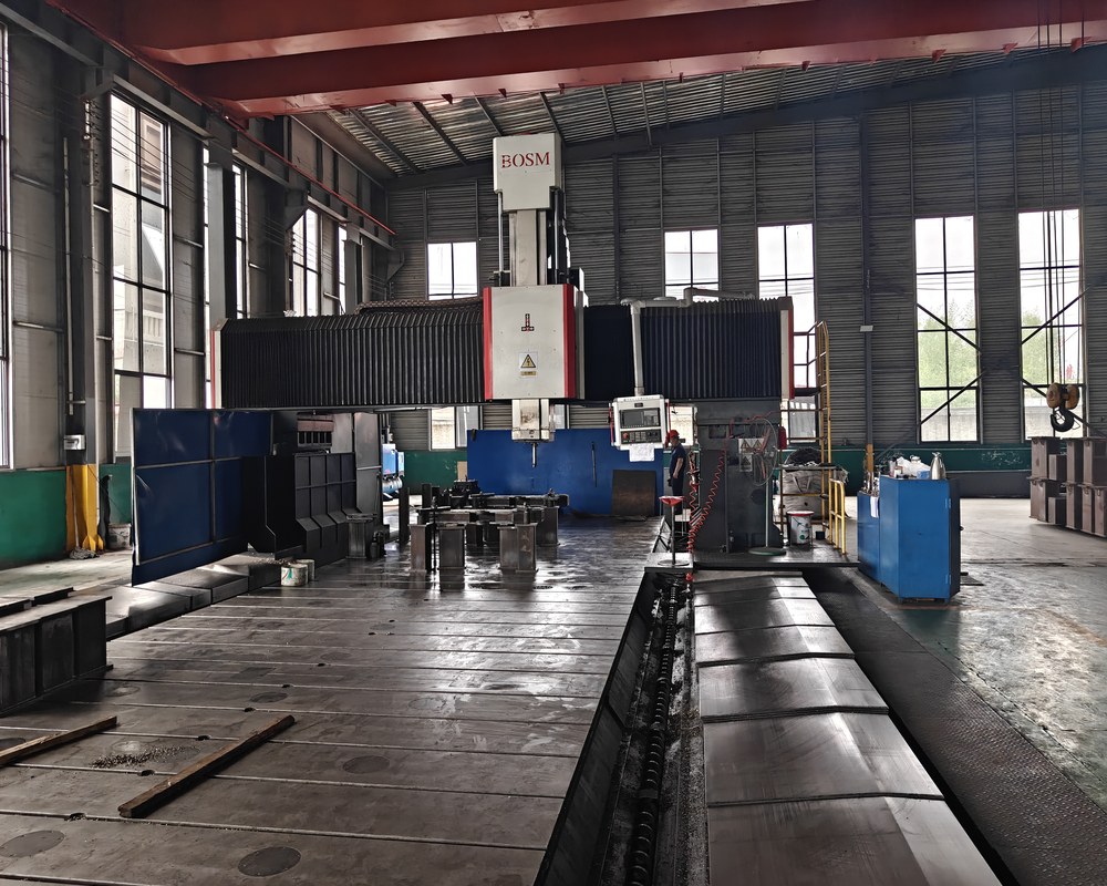 CNC gantry milling center for paper machine roll and shaft machining